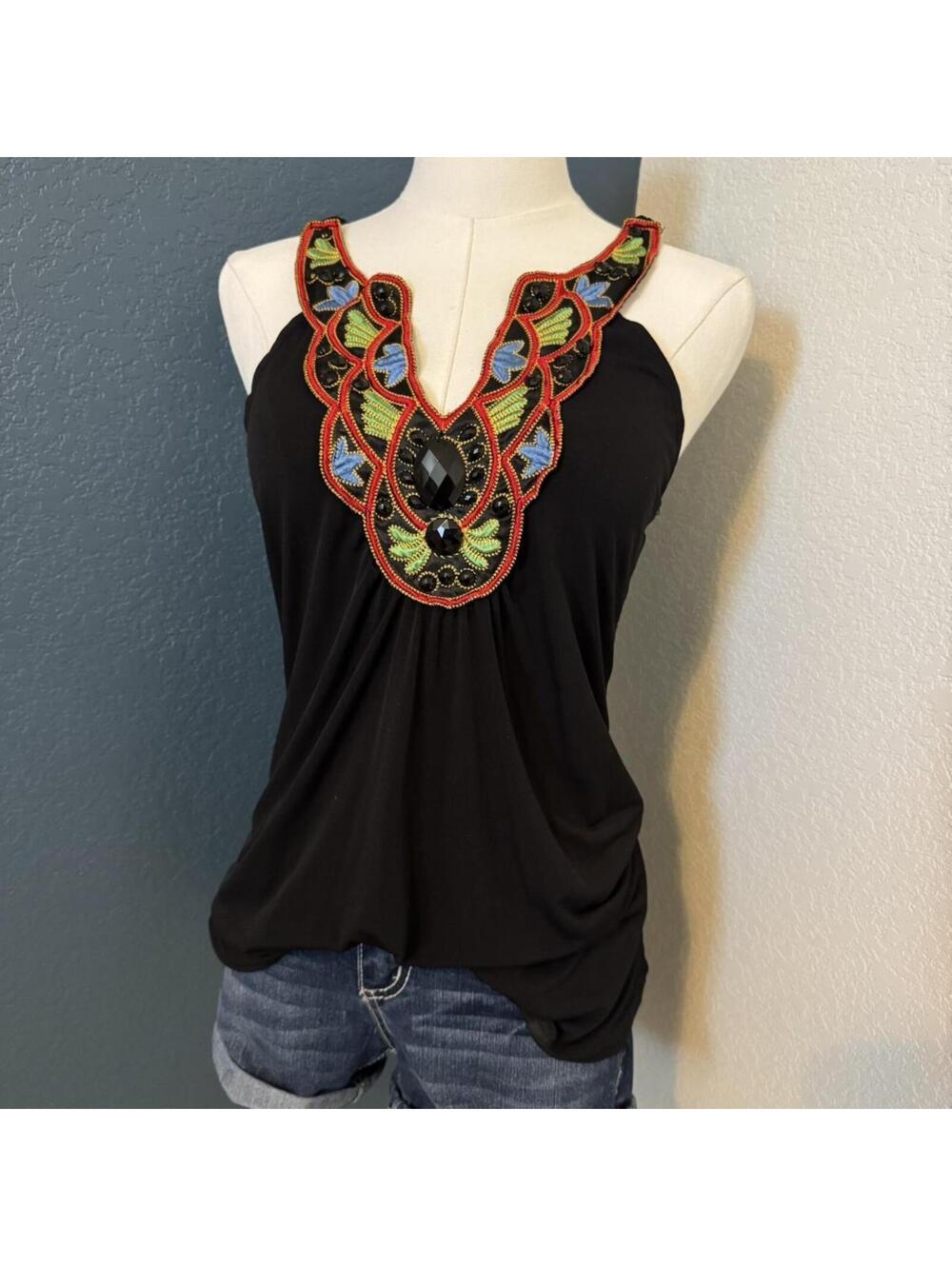 Y2K Chunky Beaded Embroidered Collar Stretchy Tank Top, Medium